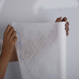 ฟรีตัวอย่าง 40 องศาสีขาว PVA ละลายน้ำเย็นผ้านอนวูฟเวนบนม้วน